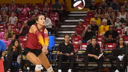 Megan Verbiest passes
