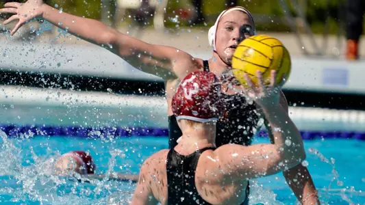 Tilly Kearns goes big to defend a Stanford attacker