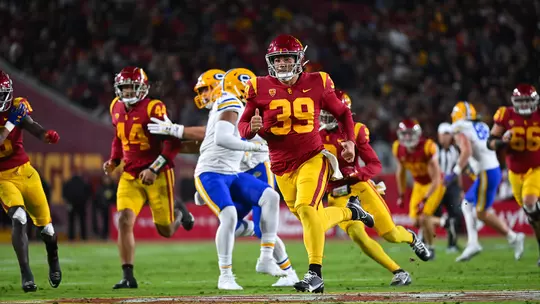 Jac Casasante - USC Trojans Football