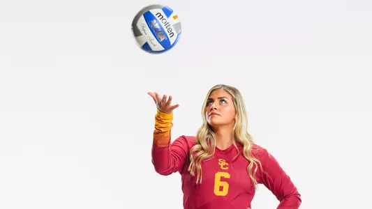 USC Trojans Women's Volleyball - Ellie Snook
