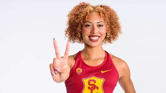 USC Trojans Cross Country Angelina Vasquez