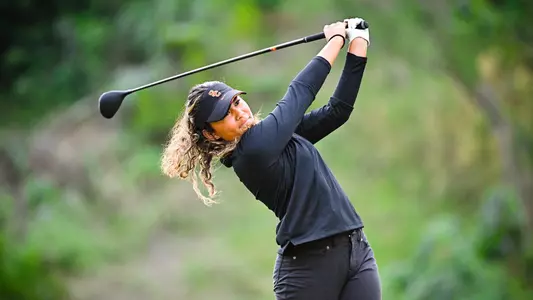 Amari Avery Rolling Hills