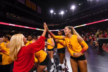 Women's Volleyball vs UC Davis