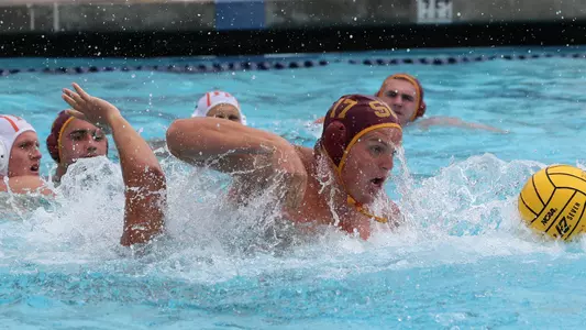 Zac Crenshaw looks to attack at 2-meters vs. Pomona-Pitzer