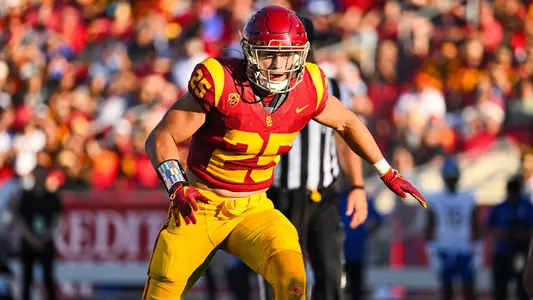 Tackett Curtis prepares to tackle.