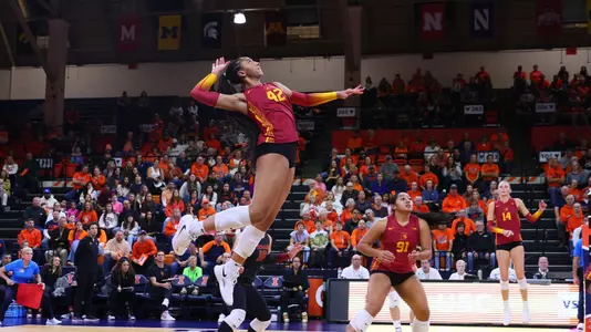 Jadyn Livings attacks the ball