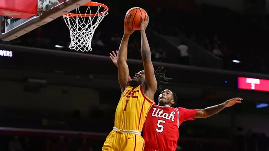 USC Trojans Basketball guard Isaiah Collier dunks against Utah Utes
