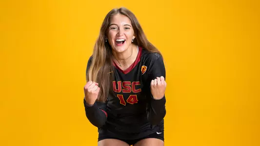 Bailey Showalter - USC Beach Volleyball