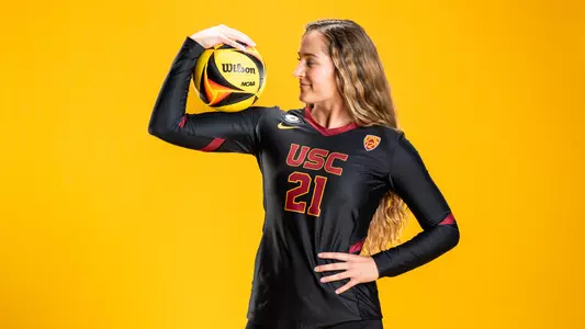 Emily Fitzner - USC Beach Volleyball
