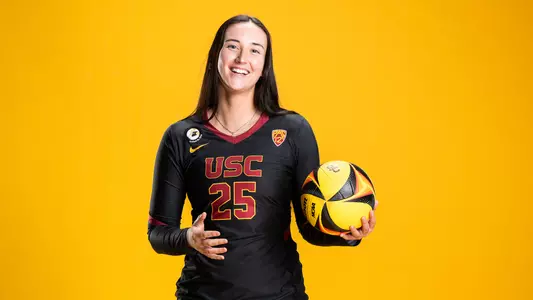 Klaire VanDeusen - USC Beach Volleyball