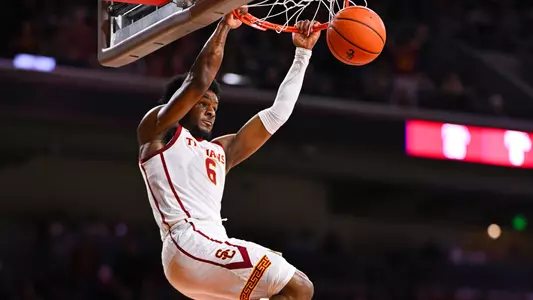 USC Trojans Basketball guard Bronny James dunks against Arizona Wildcats