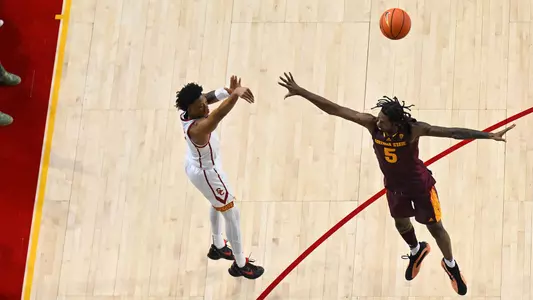 USC Trojans Basketball guard Boogie Ellis shoots over Arizona State Sun Devils