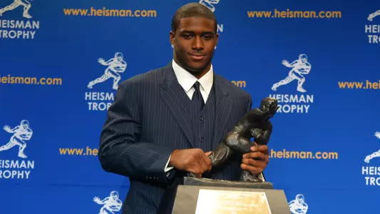 Reggie Bush accepting the Heisman Trophy in 2005.