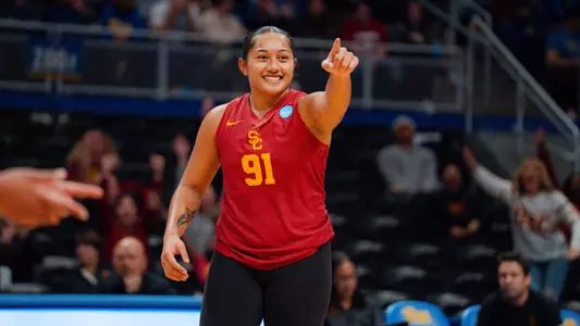 Mia Tuaniga points