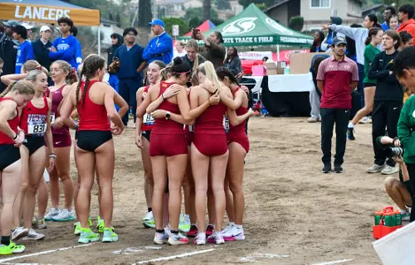 Cross country huddle pre-race