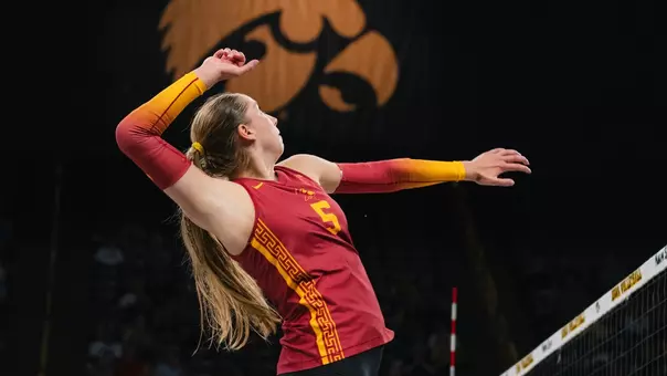 USC women's volleyball freshman opposite hitter Abigail Mullen goes up to attack during a match against Iowa
