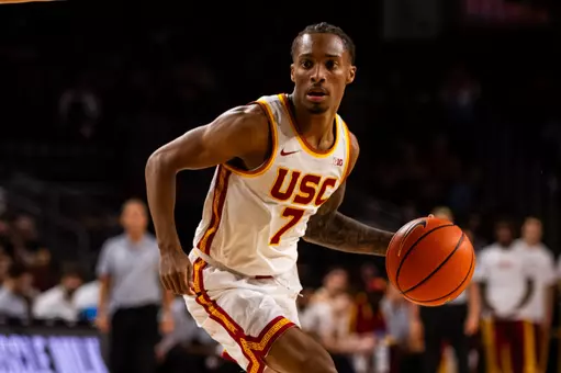 Jordan Marsh dribbling the ball against Washington State