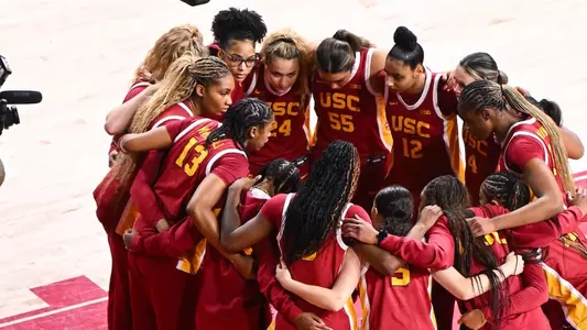 USC team huddles up before taking on UCLA at Galen Center