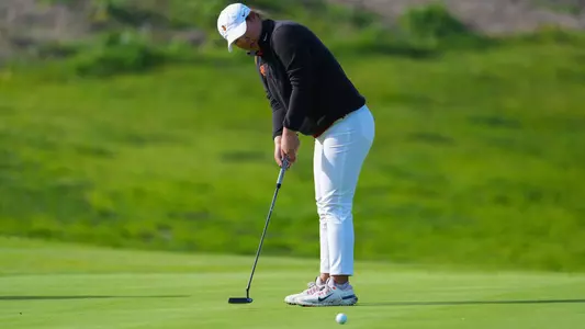 Catherine Park Putting at the Therese Hession Regional Challenge