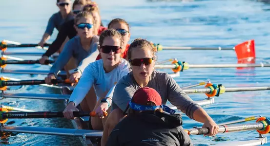 USC's Varsity Eight boat races in Port of Los Angeles