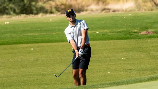 Antonio Safa Chips the ball at the Ak-Chin Southern Dunes Golf Club