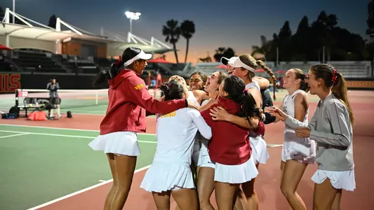 USC WOMEN'S TENNIS CELEBRATES ON COURT