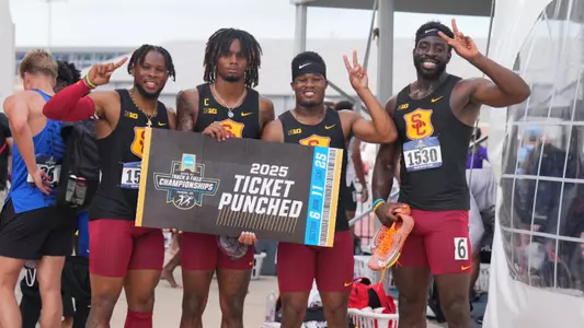 4x100m qualifies for nationals