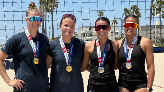 USC beach volleyball Zoey Henson wins gold medal