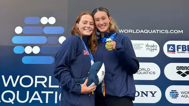Meghan McAninch & Emily Ausmus win gold with USA at 2025 World Aquatics U20 Championships
