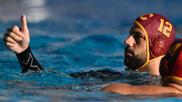 Mihailo Vukazic gives thumbs up during a game at Uytengsu Aquatics Center