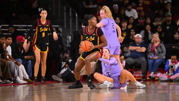 Dayana Mendes holding onto basketball