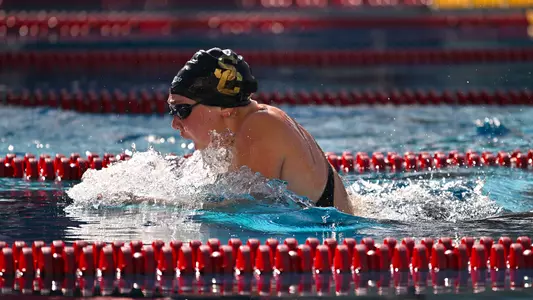 Women's Swimming & Diving