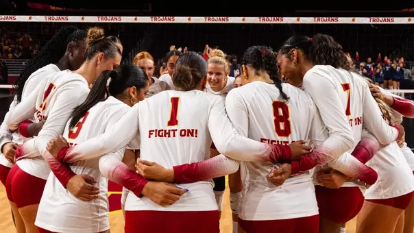 USC Women's Volleyball team huddle