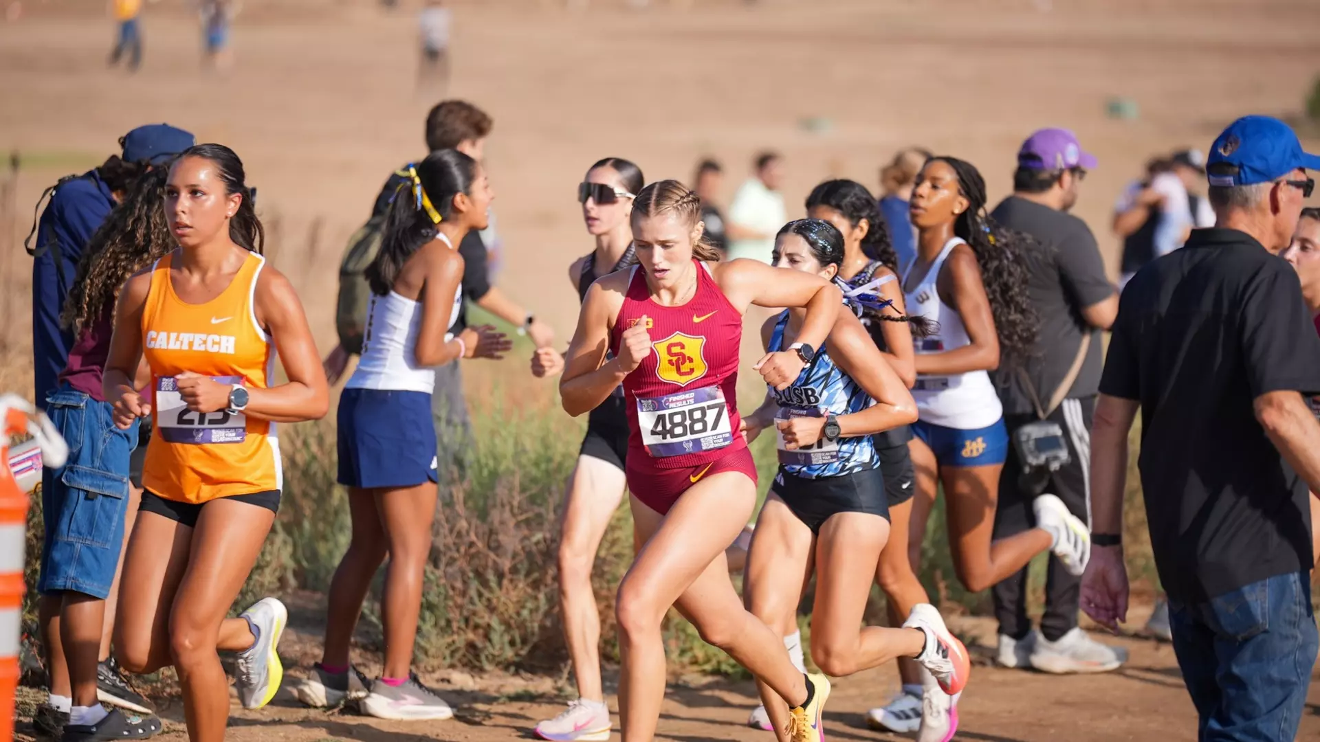Paige Unger running at the Highlander Invitational