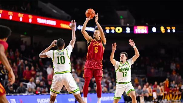 Terrance Williams II takes a shot against Oregon