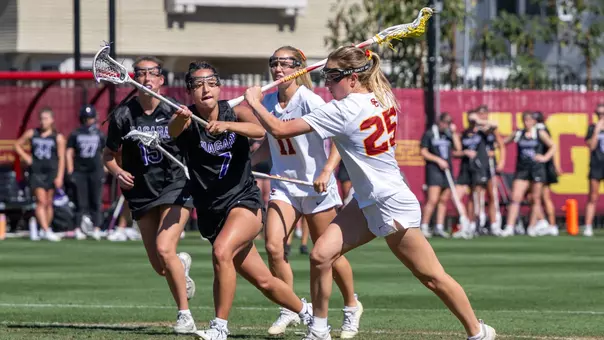USC lacrosse midfielder Casey Roberts goes to goal to shoot in a game against Niagara at Rawlinson Staduum