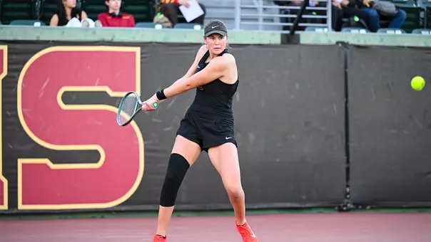 USC's Lily Fairclough hits a tennis ball