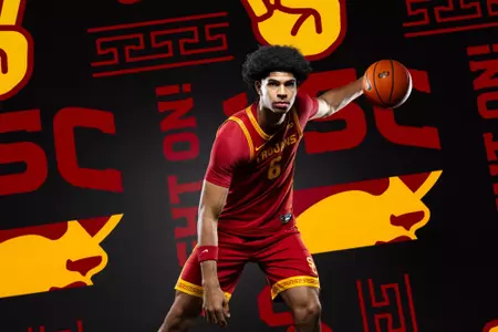 Jacob Cofie dribbling during Media Day