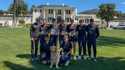 USC Women's Golf team poses together after winning the 2026 Chevron Silverado Showdown