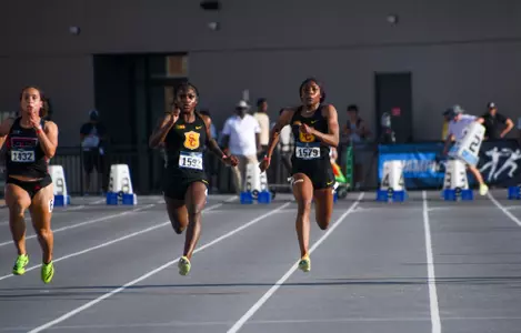 Brianna Selby breaks USC record in the 100m at Arkansas