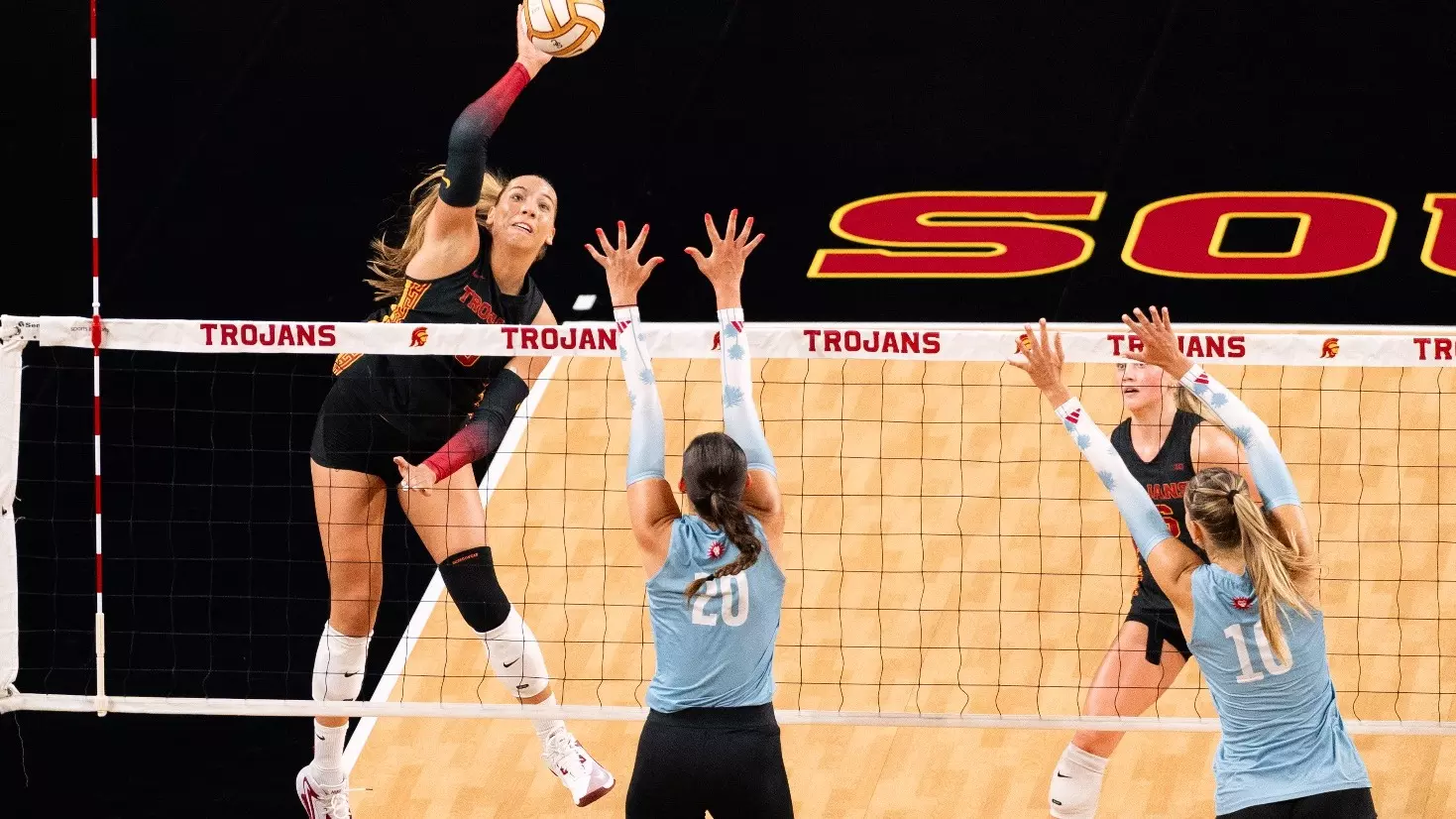 USC women's volleyball opposite hitter Abigail Mullen goes up to attack the ball during a scrimmage against Loyola Marymount at Galen Center