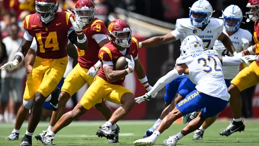 USC Trojans Football wide receiver Trent Mosley carries ball against San Jose State Spartans