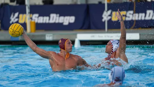 Apostolos Georgaras game action vs. Saint Mary's