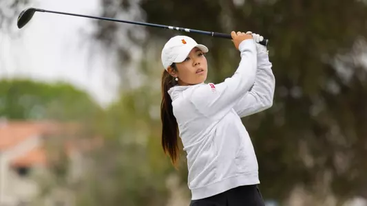 Jasmine Koo tees off at the 2026 NCAA Championship