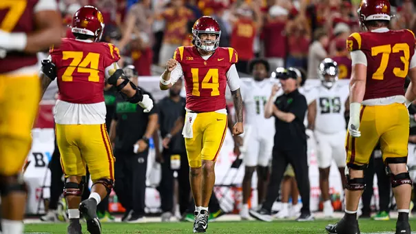 USC Trojans Football quarterback Jayden Maiava celebrates against Oregon Ducks