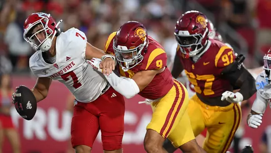 USC Trojans Football safety Kennedy Urlacher sacks Fresno State Bulldogs