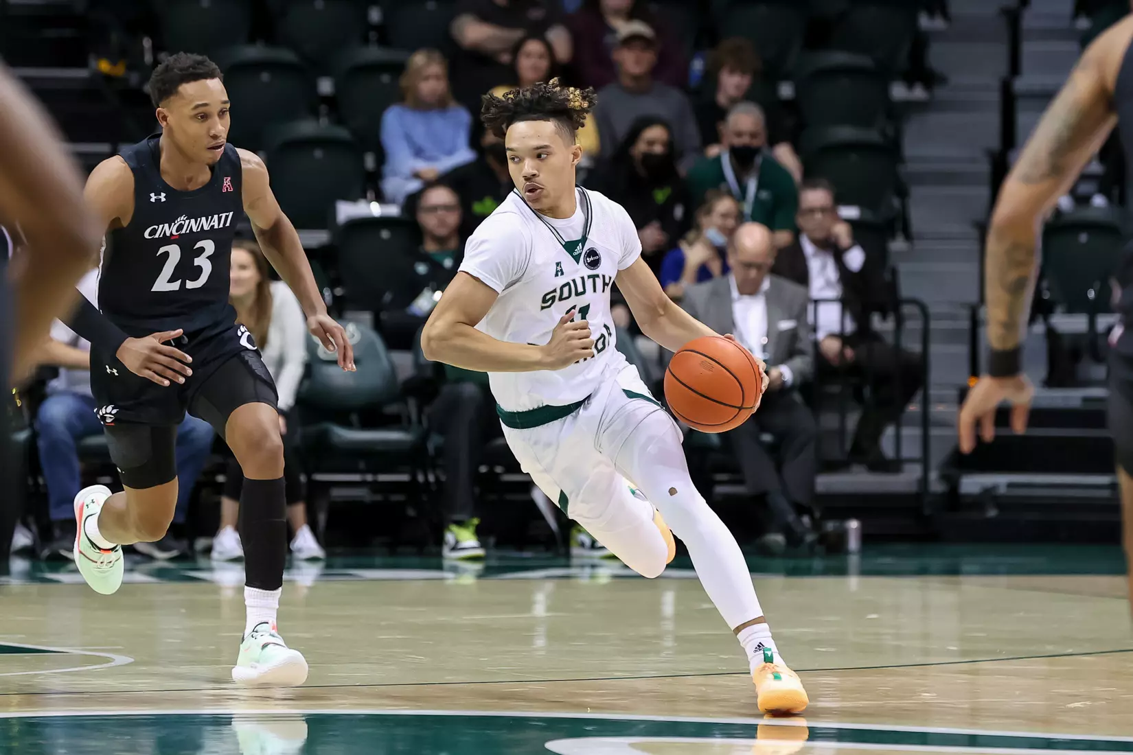 South Florida Bulls during a men's basketball game against the Cincinnati Bearcats at the Yuengling Center on February 9, 2022. (Mike Carlson/South Florida Athletics)
