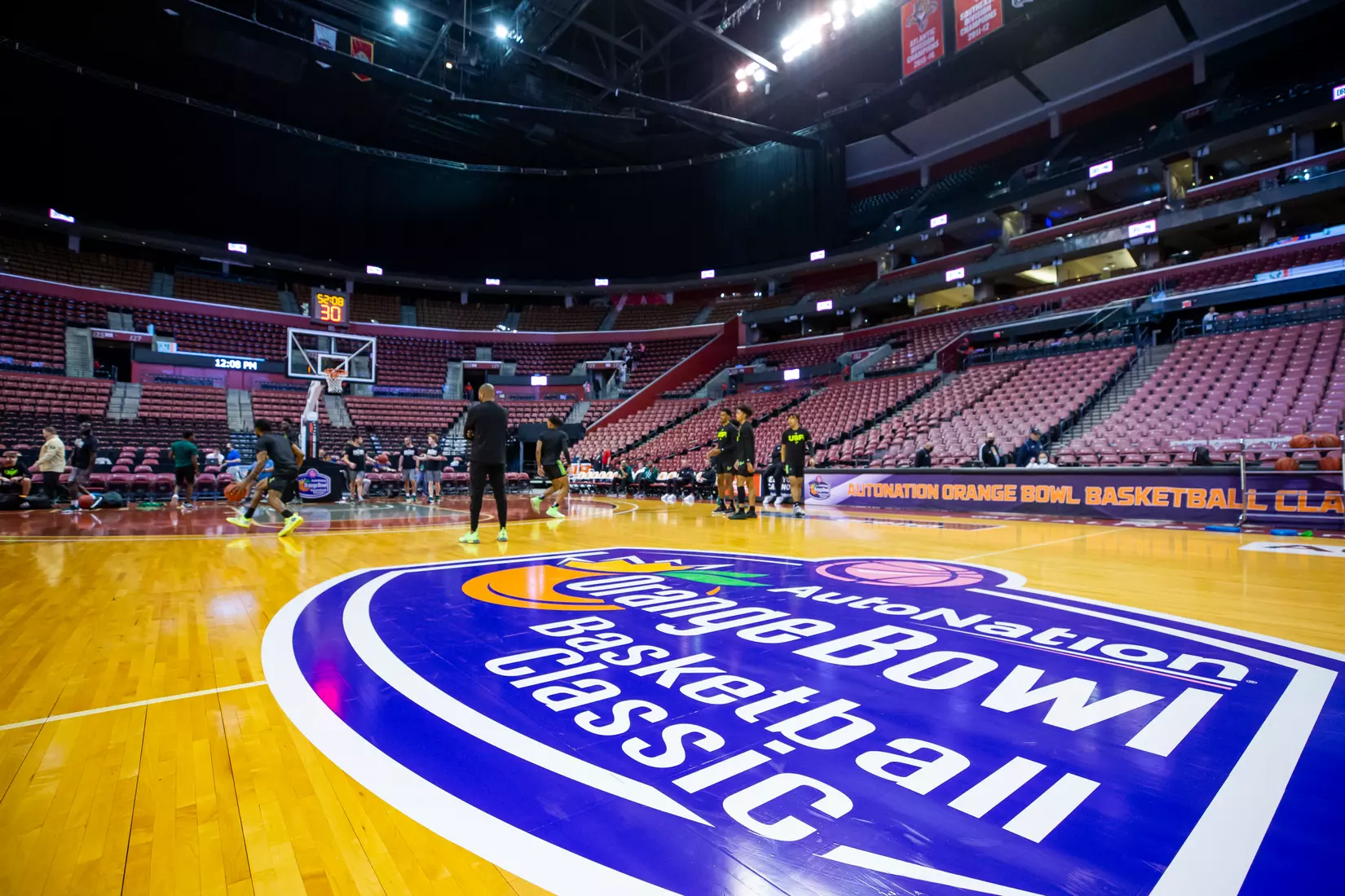 South Florida Bulls during a men's basketball game against the University of Florida Gators at FLA Live Arena on December 18, 2021. (Mary Holt/South Florida Athletics)