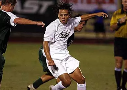 Former USF Soccer Star Signs With Minnesota Thunder