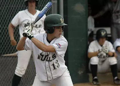 USF Sweeps Rutgers In Close Games; Giddens Hits Walk-Off Grand Slam